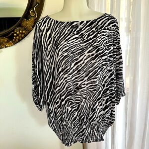 🦓Lovely summer Michael Kors Blouse 🦓